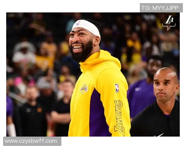 戴维斯与西蒙斯对决分析：谁能在NBA赛场上更胜一筹