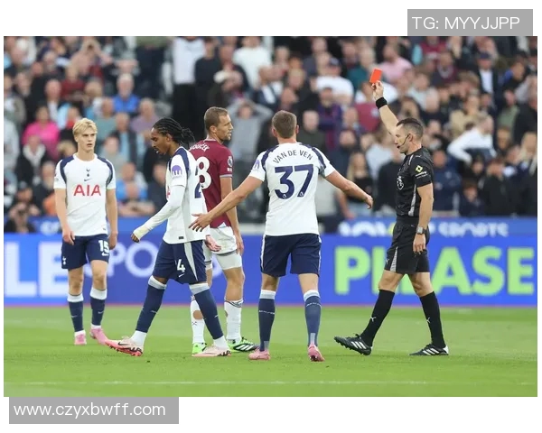 法甲精彩对决回放里昂主场迎战尼姆全场精彩瞬间回顾