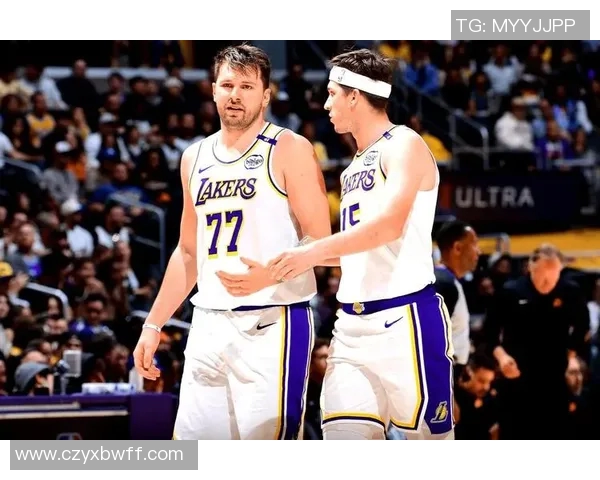 湖人对阵雄鹿精彩对决直播3月2日全程回顾与分析